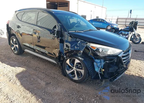 2018 Hyundai Tucson Value z USA, uszkodzony, nr VIN KM8J33A28JU670933